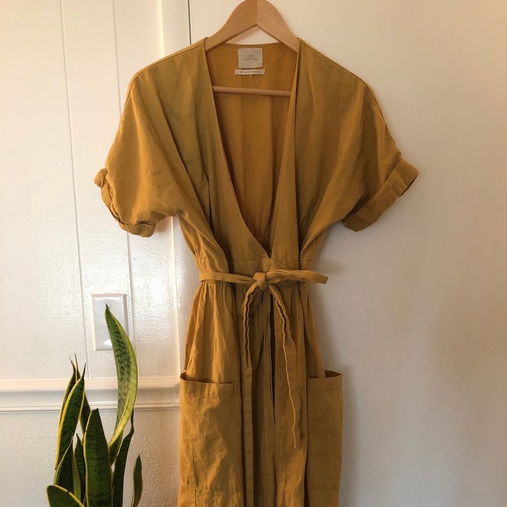 Urban Outfitters Gabrielle Linen Wrap Dress